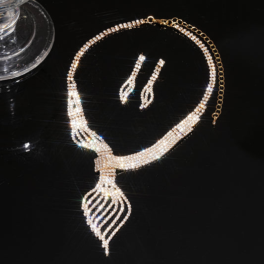 High-grade Clavicle Chain Fashion Grandeur Personality Jewelry Suit